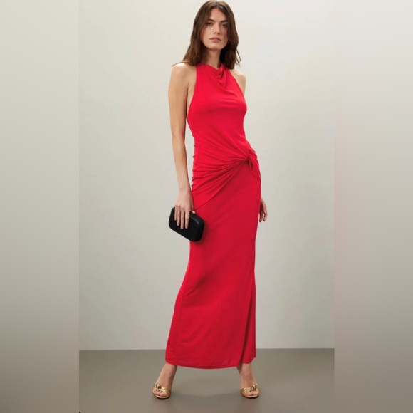 Long Sleeveless Dress with Pleats - Picture 6 of 6